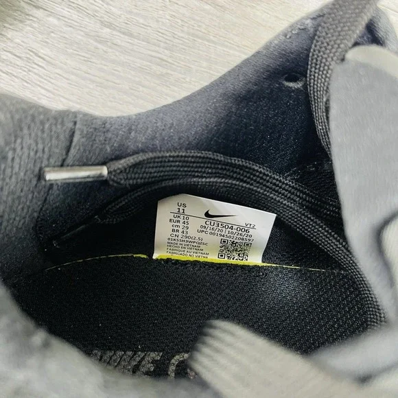 Nike Renew Run 2 Shoes Men's 11  Triple Black Low Top Athletic Running Sneakers - Picture 14 of 16